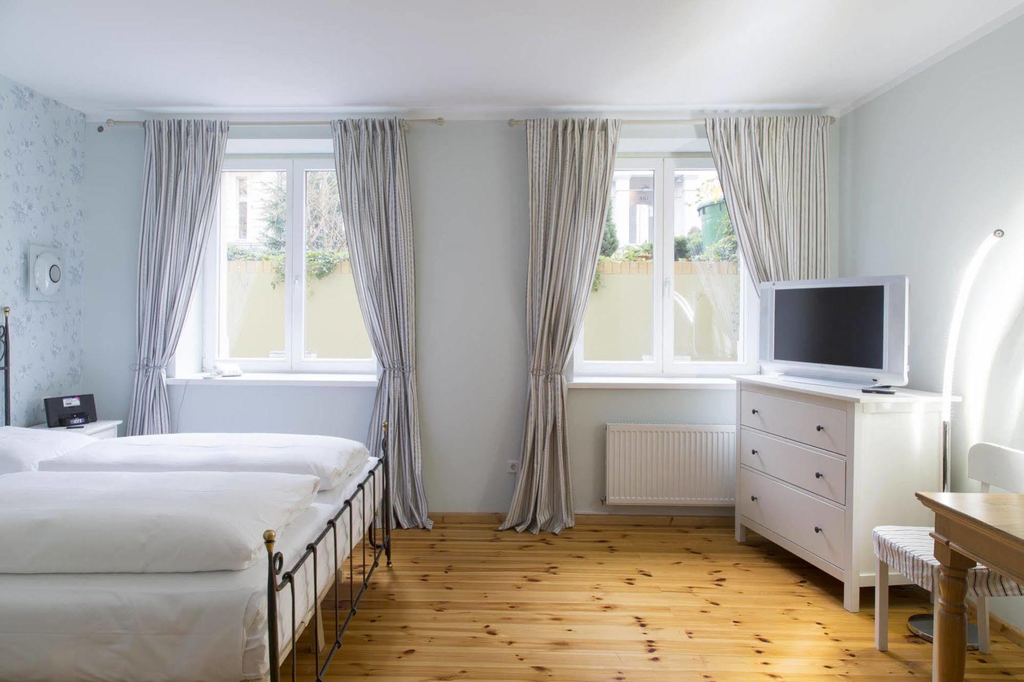 Hotel Residenz Begaswinkel Berlin Bagian luar foto